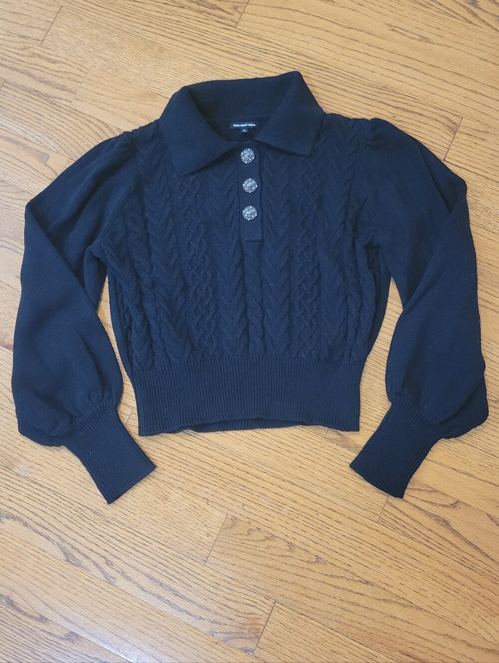 Cropped Cable Knit Sweater | Black